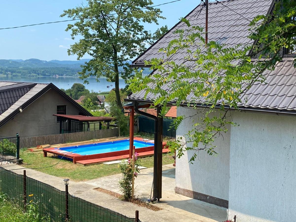Asja Guest HouseLukavac エクステリア 写真